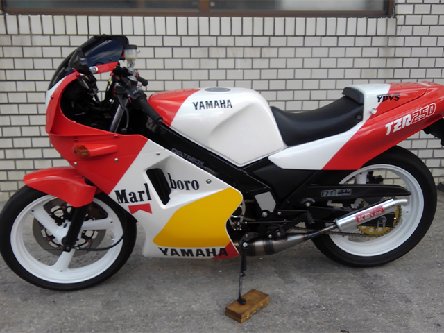 Yamaha Tzr250 カスタム車 エスエムワークス Smコーティング沖縄 バイクカスタム 特殊塗装